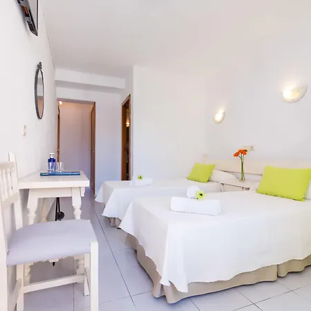 Garau Petit 호텔 엘아레날