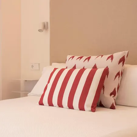 Garau Petit Hotell *